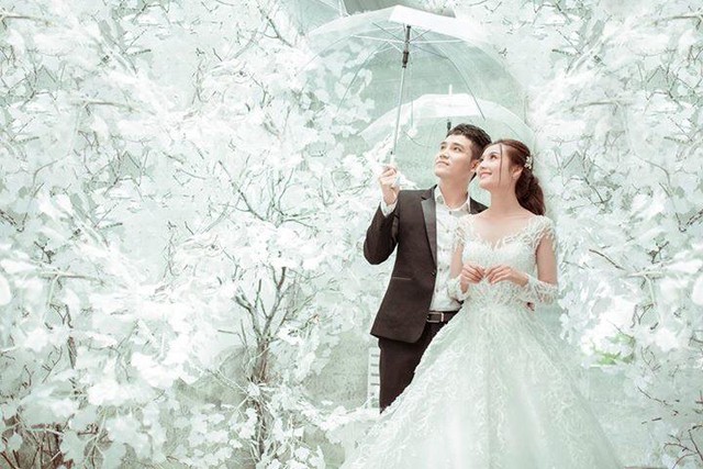 Xốn xang với những bộ h&igrave;nh cưới vượt thời gian, xuy&ecirc;n kh&ocirc;ng gian ở phim trường s&aacute;t v&aacute;ch S&agrave;i G&ograve;n - Ảnh 6.