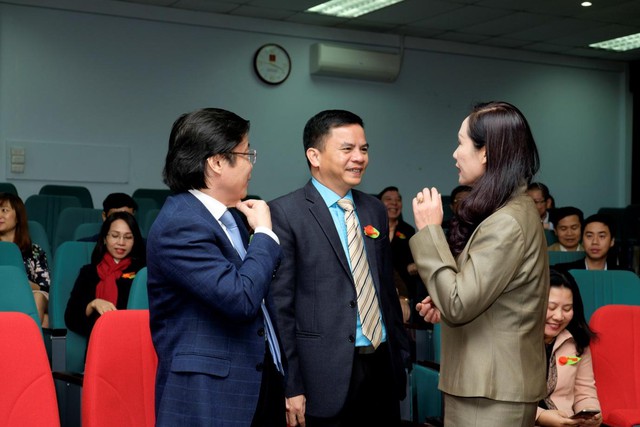 Bớt g&aacute;nh lo thất nghiệp với chương tr&igrave;nh &ldquo;Đảm bảo cơ hội việc l&agrave;m&rdquo; tại ĐH H&agrave; Nội - Ảnh 2.