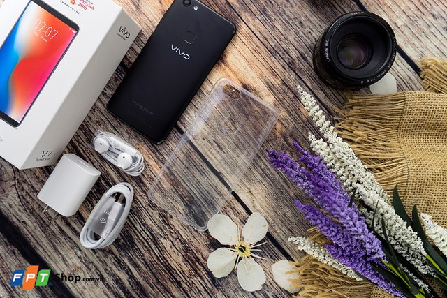 FPT Shop tặng m&aacute;y xay sport Electrolux 1,15 triệu đồng khi mua bộ đ&ocirc;i Vivo V7/V7+ - Ảnh 3.