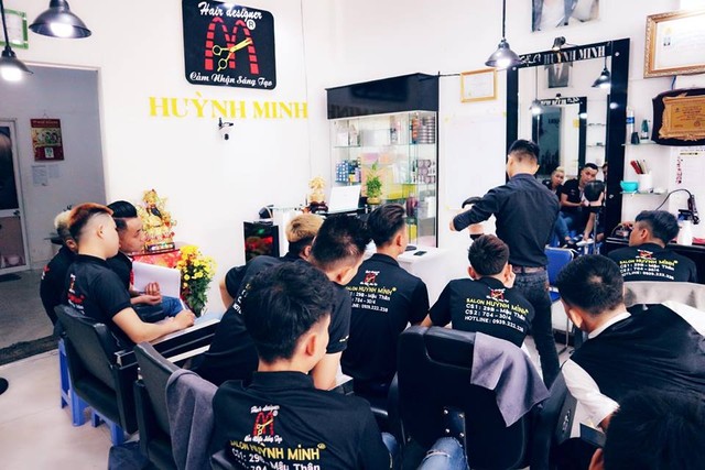 Nhà tạo mẫu tóc trẻ Huỳnh Minh “Làm tóc không chỉ là nghề, mà còn là đam mê - Ảnh 3.