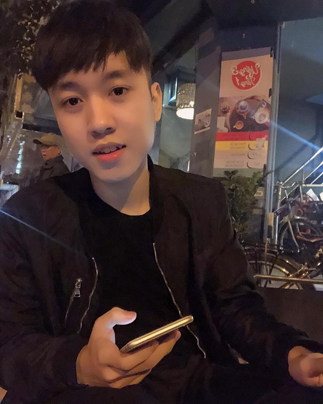 Game thủ Việt gây xôn xao cộng đồng mạng vì quá đẹp trai - Ảnh 10.