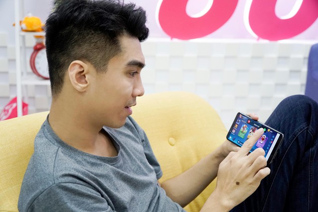 Thị trường smartphone tầm trung: Người ti&ecirc;u d&ugrave;ng quan t&acirc;m nhất điều g&igrave;? - Ảnh 2.