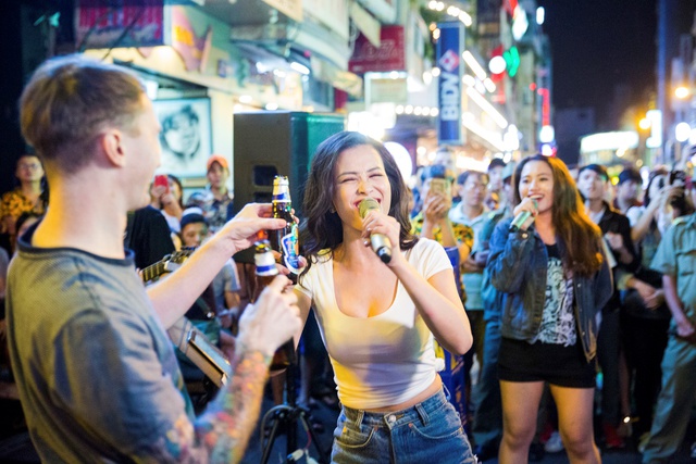 Khuấy động phố T&acirc;y, Đ&ocirc;ng Nhi tiết lộ sẽ c&ugrave;ng Sơn T&ugrave;ng, Isaac, OnlyC đối đầu Đ&agrave;m Vĩnh Hưng, Lam Trường, Mỹ T&acirc;m trong đại nhạc hội Tiger Remix - Ảnh 6.