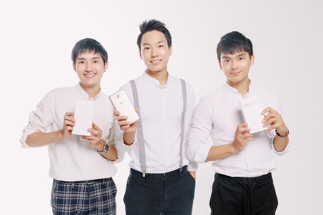 Bật mí bí kíp selfie đẹp đúng điệu của những chàng trai Hàn Quốc - Ảnh 4.