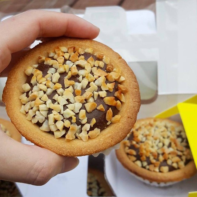 Hokkaido ra mắt hương vị b&aacute;nh nướng ph&ocirc; mai chocolate almond &ndash; Ưu đ&atilde;i mua 2 tặng 1 - Ảnh 9.