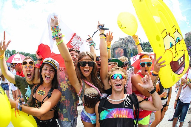 10 điều nên làm trong lần đầu tiên đi nghe nhạc EDM - Ảnh 3.