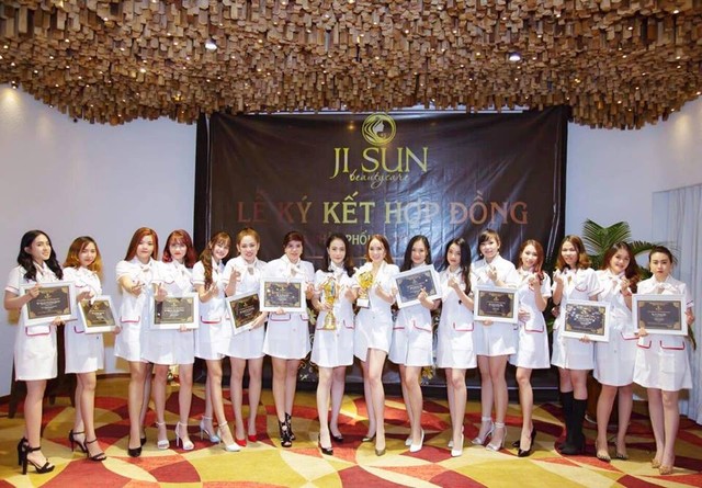 Jisun Cosmetic ký kết hợp tác độc quyền với các nhà phân phối khu vực TP.HCM - Ảnh 2.