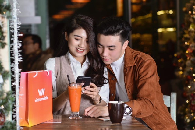 Tuyệt chi&ecirc;u &ldquo;c&aacute; kiếm&rdquo; nhờ mạng di động m&ugrave;a Tết - Ảnh 2.