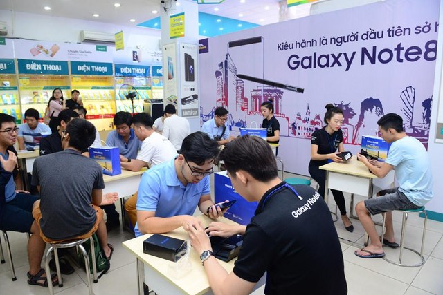 Galaxy A8 chính là sản phẩm người Việt mong đợi từ lâu - Ảnh 1.