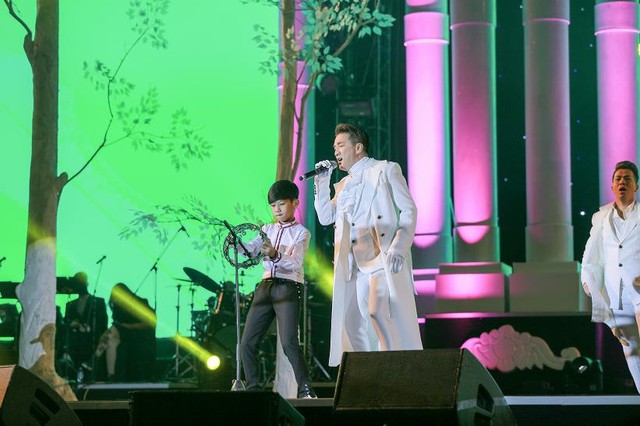 Hồ Quỳnh Hương, Đàm Vĩnh Hưng, Lệ Quyên cùng dàn sao “khủng” đổ bộ đêm nhạc D´Soleil Show - Ảnh 5.