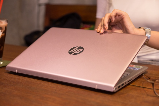 HP Pavilion 14 ra mắt phiên bản hồng nữ tính cho phái đẹp nhân dịp Valentine - Ảnh 4.