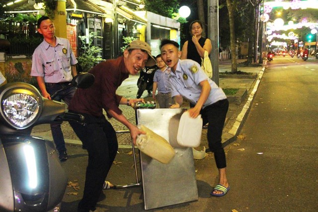 T&igrave;nh y&ecirc;u với U23 v&agrave; những kiểu ăn mừng chỉ c&oacute; thể l&agrave; ở Việt Nam - Ảnh 3.