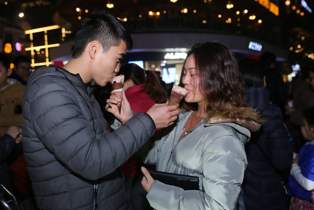 Th&ecirc;m 1 Valentine nữa gần s&aacute;t Tết, h&atilde;y c&ugrave;ng nhau thử những điều kh&aacute;c biệt - Ảnh 6.