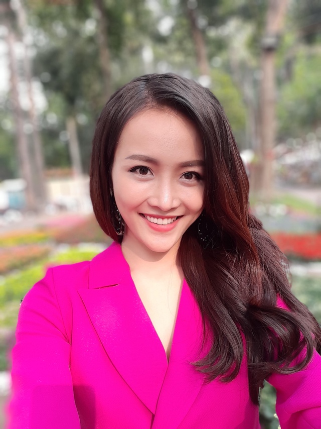 H&agrave;ng loạt sao Việt v&agrave; hot face cực nhắng nh&iacute;t theo tr&agrave;o lưu Art Selfie - Ảnh 5.