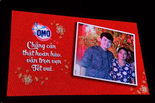 Chuyện lạ ở Sài Gòn: 14/2 vừa qua, hàng trăm bạn trẻ đã “tỏ tình” với… mẹ - Ảnh 10.