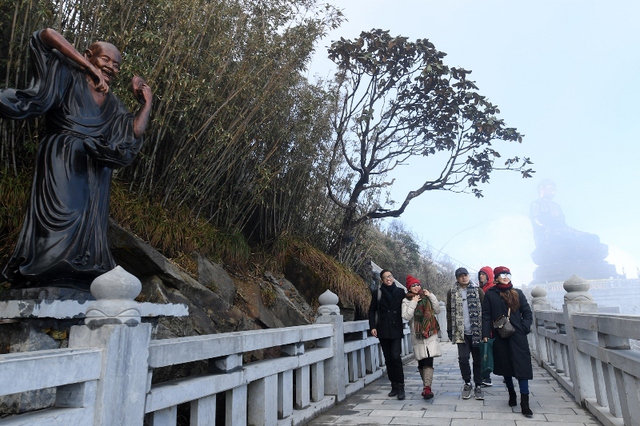 Quần thể t&acirc;m linh tr&ecirc;n đỉnh Fansipan - Điểm đến lễ Phật cầu an đầu năm mới - Ảnh 6.