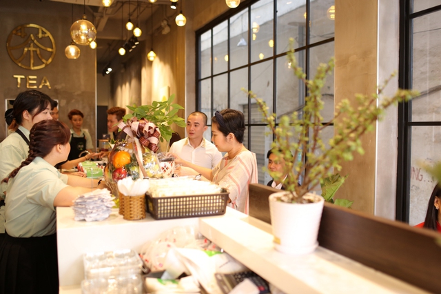 Đầu năm đi uống tr&agrave; sữa R&B TEA mừng khai trương cơ sở mới tại Quận 5 - Ảnh 8.