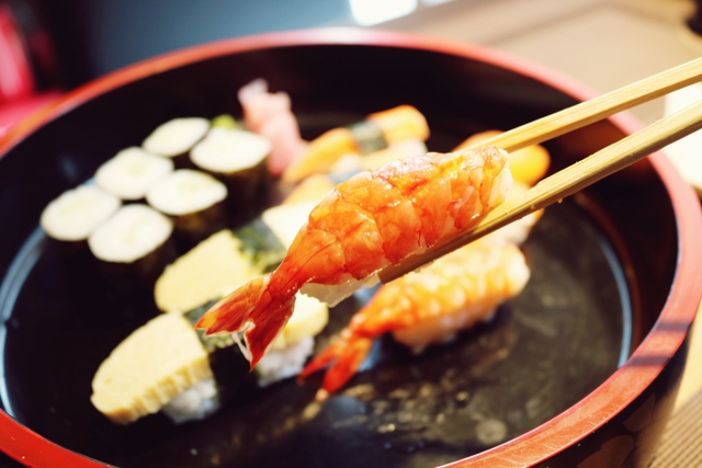 Ăn buffet tại Sushi Kei cực đã, giá cực mềm, đi 4 miễn phí 1 - Ảnh 3.