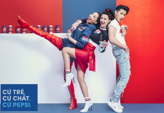 Chịu chơi kh&ocirc;ng k&eacute;m quốc tế, giới trẻ Việt cũng &ldquo;sốt x&igrave;nh xịch&rdquo; v&igrave; Pepsi theo phong c&aacute;ch retro! - Ảnh 11.
