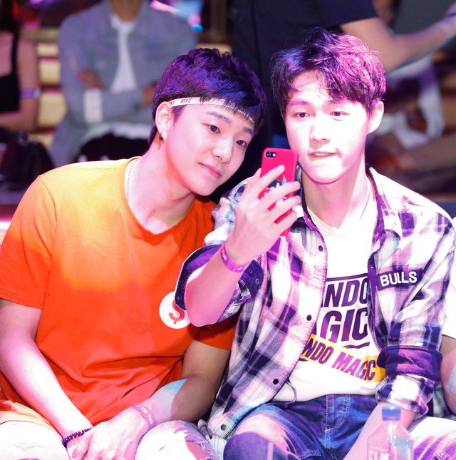 Soobin Hoàng Sơn cùng hàng loạt hot boy xứ Trung “quẩy” cuồng nhiệt tại đại tiệc VIP - Ảnh 3.
