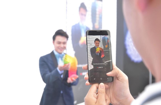 Galaxy S9/S9+ đốn tim fan cùng khu trải nghiệm “thấy điều không thể” - Ảnh 4.