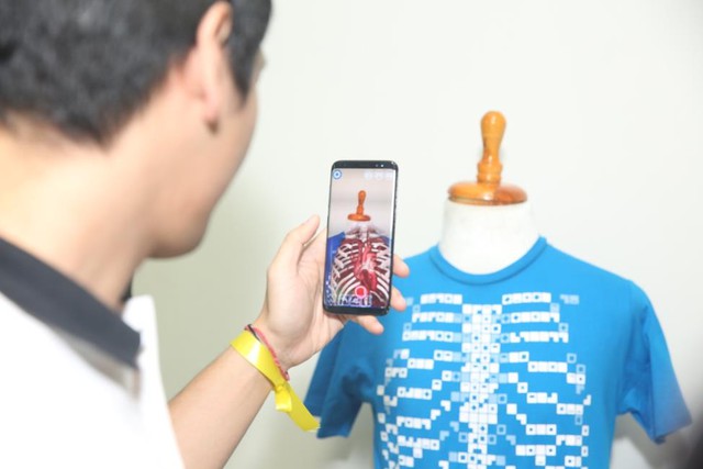 Phan Anh trở lại thời sinh vi&ecirc;n, chinh phục Đại học Y dược TP.HCM c&ugrave;ng teen S&agrave;i G&ograve;n - Ảnh 4.