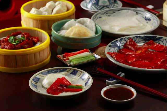 Đắm ch&igrave;m trong hương vị ẩm thực Trung Hoa giữa l&ograve;ng H&agrave; Nội - Ảnh 5.