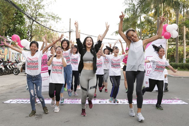 Mai Ngô, Chi Pu tích cực tham gia các hoạt động thể thao, truyền cảm hứng cho sinh viên - Ảnh 4.