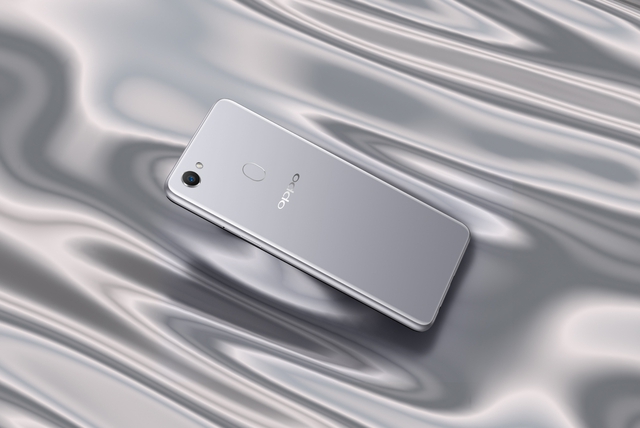 L&ecirc;n đời điện thoại &ldquo;chất&rdquo;, chọn ngay OPPO F7 - Ảnh 3.