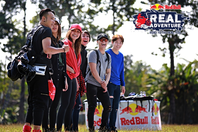 Các mỹ nhân The Face và Next Top Model xuất chiêu trong show mạo hiểm Red Bull - Hành Trình Đích Thực - Ảnh 11.