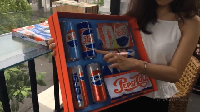 Giới trẻ hào hứng “lật tung” cả Hà Nội truy tìm hộp quà chất Pepsi - Ảnh 10.