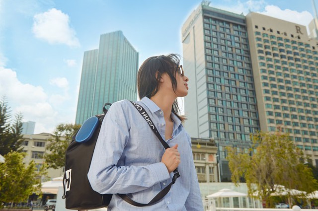 Loa di động - Phụ kiện kh&ocirc;ng thể thiếu của giới trẻ hiện đại y&ecirc;u du lịch - Ảnh 1.