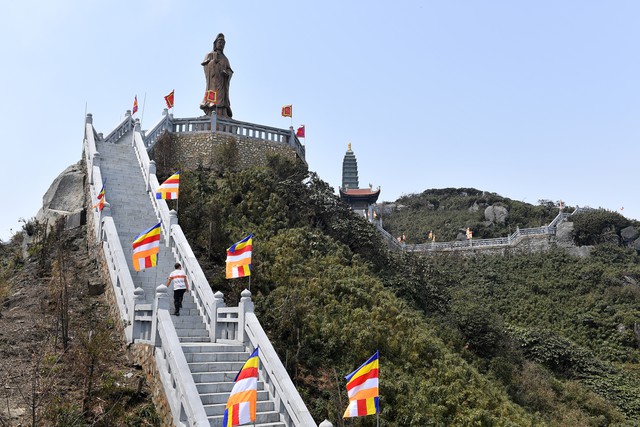 30/4 n&agrave;y, nhất định phải thử t&agrave;u hỏa leo n&uacute;i Mường Hoa - Ảnh 7.