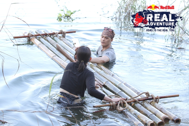 H&eacute; lộ c&aacute;ch sinh tồn tr&ecirc;n đảo hoang đầy &ldquo;b&aacute; đạo&rdquo; của sao Việt - Ảnh 1.
