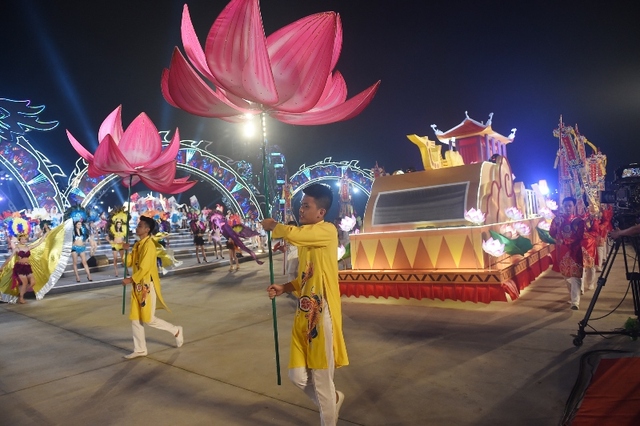 Nghệ thuật truyền thống thăng hoa trên sân khấu hiện đại Carnaval Hạ Long 2018 - Ảnh 13.