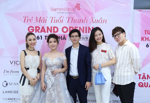 Bật m&iacute; nguy&ecirc;n nh&acirc;n khiến h&agrave;ng trăm c&ocirc; g&aacute;i xếp h&agrave;ng shopping trước Sammi Shop Th&aacute;i H&agrave; - Ảnh 7.