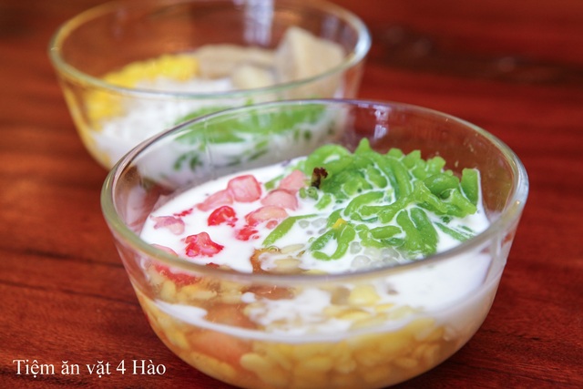 Kh&aacute;m ph&aacute; tiệm ăn vặt 4 H&agrave;o nổi tiếng ngon &ldquo;đi&ecirc;n đảo&rdquo; ở H&agrave; Nội - Ảnh 3.
