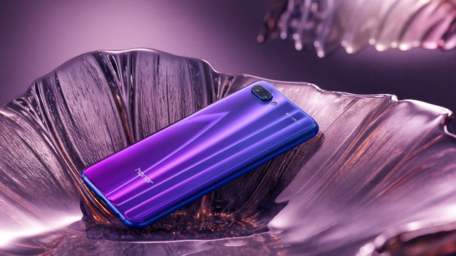 Honor 10: sức hấp dẫn đến từ sắc màu cực quang - Ảnh 3.