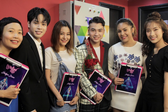 Min và Jaykii xuất hiện, truyền cảm hứng cho thí sinh tại đêm thi Nhóm hát top 35 của Voice Up - Ảnh 10.