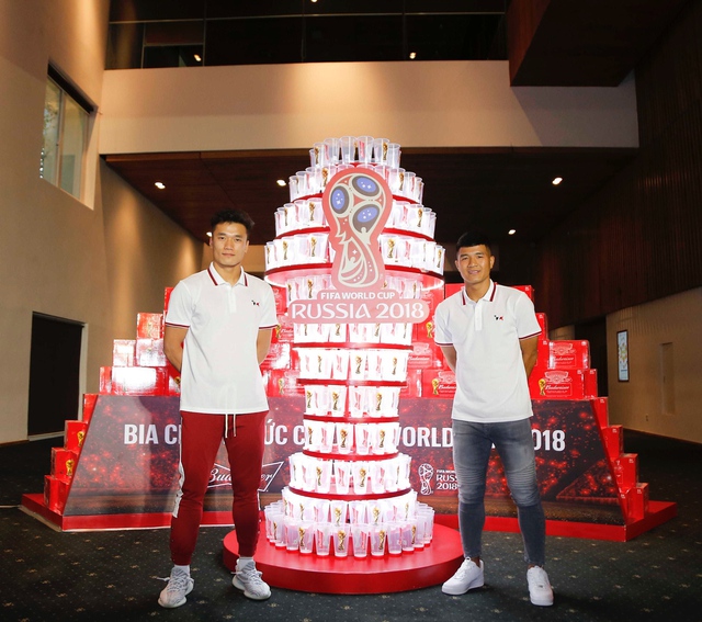 B&ugrave;i Tiến Dũng, H&agrave; Đức Chinh, C&ocirc;ng Vinh sẽ đi Nga xem World Cup 2018 - Ảnh 1.