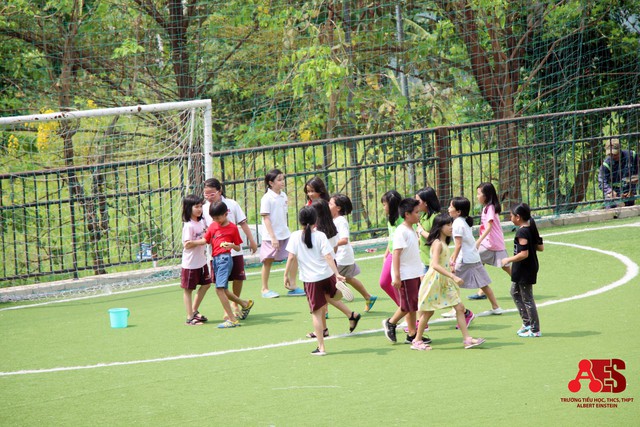 Trường Albert Einstein&nbsp;(TP.HCM) tuyển chọn v&agrave; trao&nbsp;660 học bổng&nbsp;cho&nbsp;năm học mới - Ảnh 2.