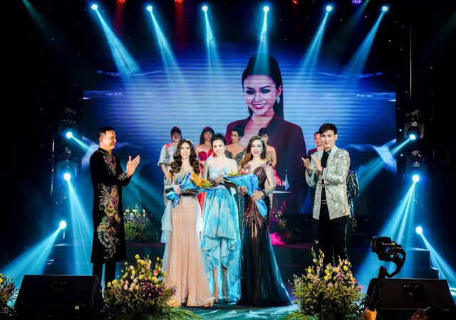 Top 12 Miss World Bussiness 2018 xướng t&ecirc;n Trương Nh&acirc;n - Ảnh 1.