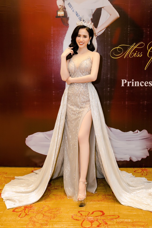 Hoa hậu được yêu thích nhất tại Miss Glam World Princess Ngọc Hân xinh đẹp và lộng lẫy trong tiệc cảm ơn - Ảnh 1.