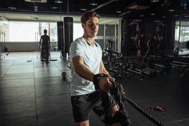 Người bạn tri kỷ gi&uacute;p t&ocirc;i vượt qua sức ỳ khi đi tập gym một m&igrave;nh - Ảnh 1.