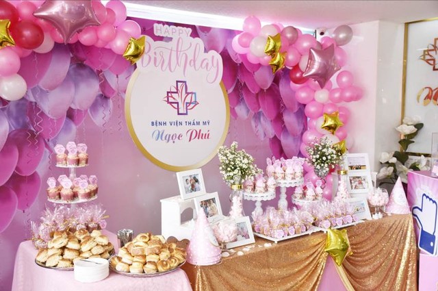 Hàng trăm khách hàng đến thăm dự sinh nhật bệnh viện Thẩm mỹ Ngọc Phú - Ảnh 3.