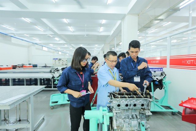 X&eacute;t tuyển đại học 2018: B&iacute; quyết chọn trường cho thanh xu&acirc;n rực rỡ - Ảnh 3.