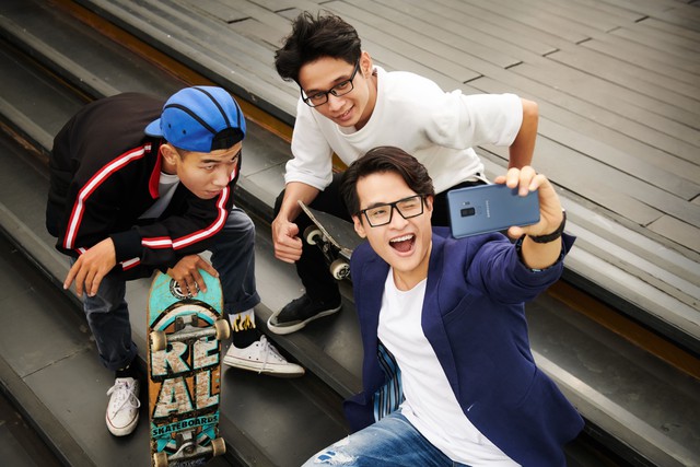 Đ&acirc;u l&agrave; smartphone bắt trọn khoảnh khắc đẹp nhất trong đ&ecirc;m nhạc - Ảnh 10.