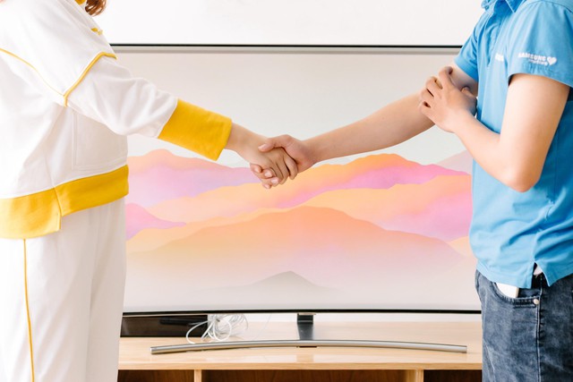 T&ocirc;i đ&atilde; tự biến ph&ograve;ng m&igrave;nh th&agrave;nh s&acirc;n vận động World Cup thứ thiệt như thế n&agrave;o? - Ảnh 12.