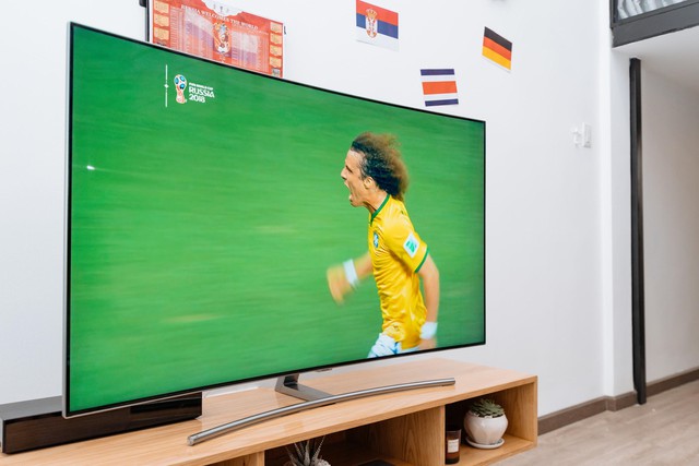 T&ocirc;i đ&atilde; tự biến ph&ograve;ng m&igrave;nh th&agrave;nh s&acirc;n vận động World Cup thứ thiệt như thế n&agrave;o? - Ảnh 19.