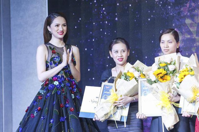 Sau danh hiệu Hoa hậu chuyển giới Quốc tế, Hương Giang bất ngờ ngồi ghế nóng đấu trường nhan sắc mới - Ảnh 5.